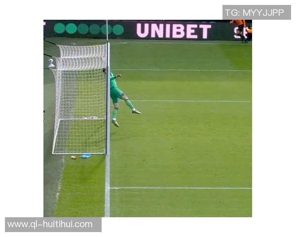 内托射门中柱错失梅开二度,伯恩利对阵切尔西激战正酣——一场足球的精彩瞬间与激情较量 内托射门中柱错失梅开二度,伯恩利对阵切尔西激战正酣——一场足球的精彩瞬间与激情较量