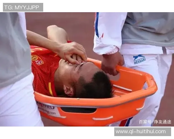 鼻梁骨折三次被撞倒在地！于德豪再现搏命式防守